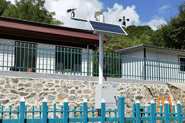 水庫(kù)水質(zhì)監(jiān)測(cè)圖片2